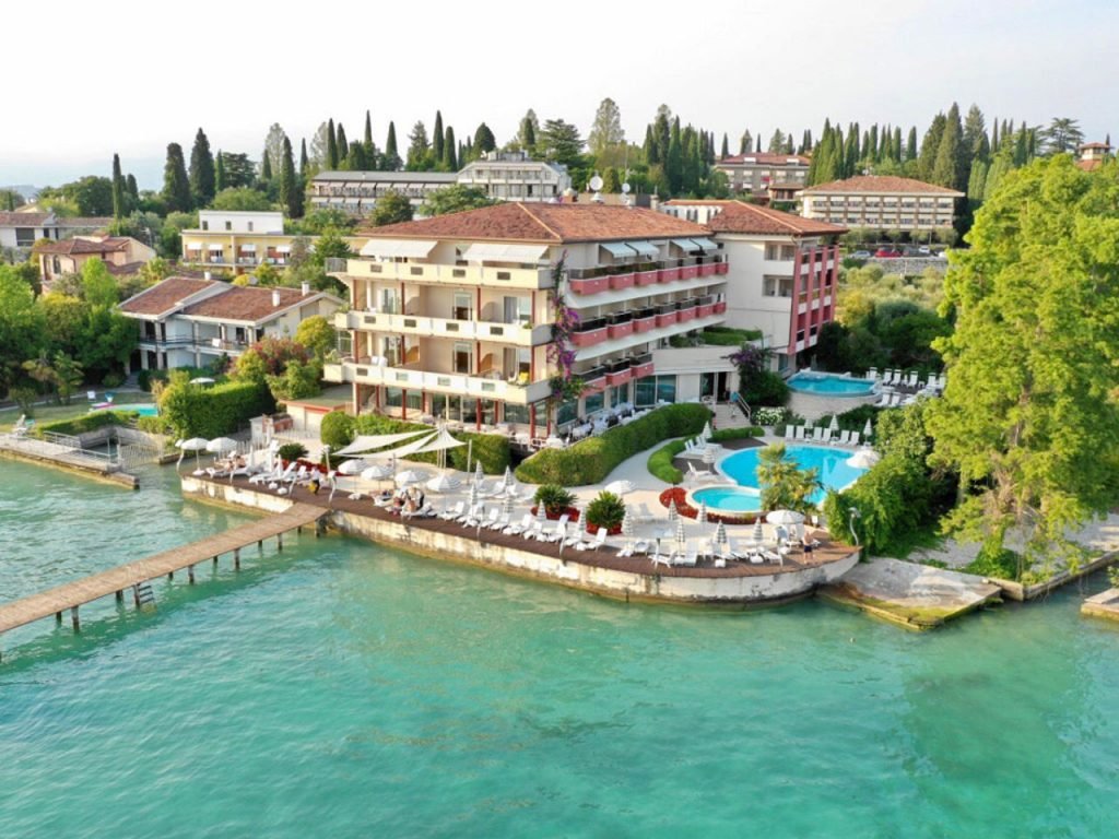 Hotels in Lake Garda Hotel Continental Wellness Spa Sirmione 1