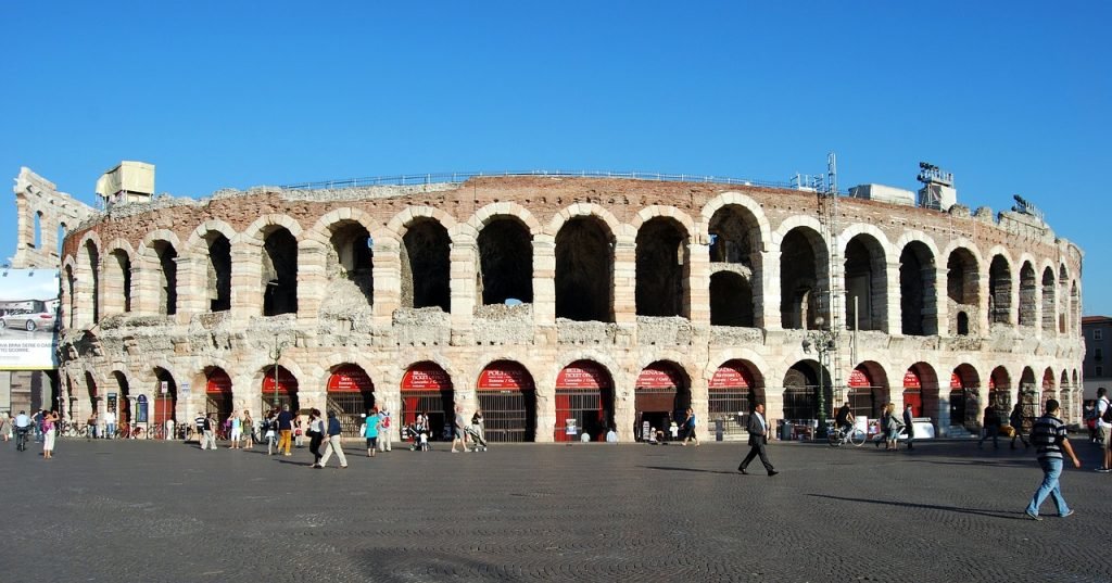 Verona day tour from Lake Garda